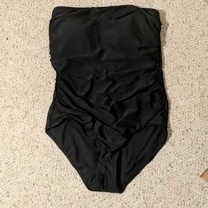 Black XL strapless or halter bathing suit